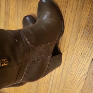 Tommy Hilfiger  ankle boots size 9